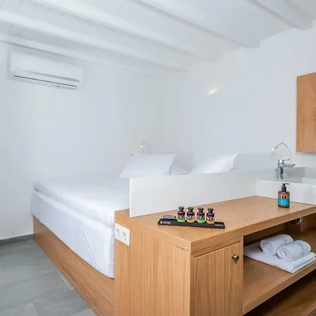 Dreambox Mini Villa Ornos (Mykonos)